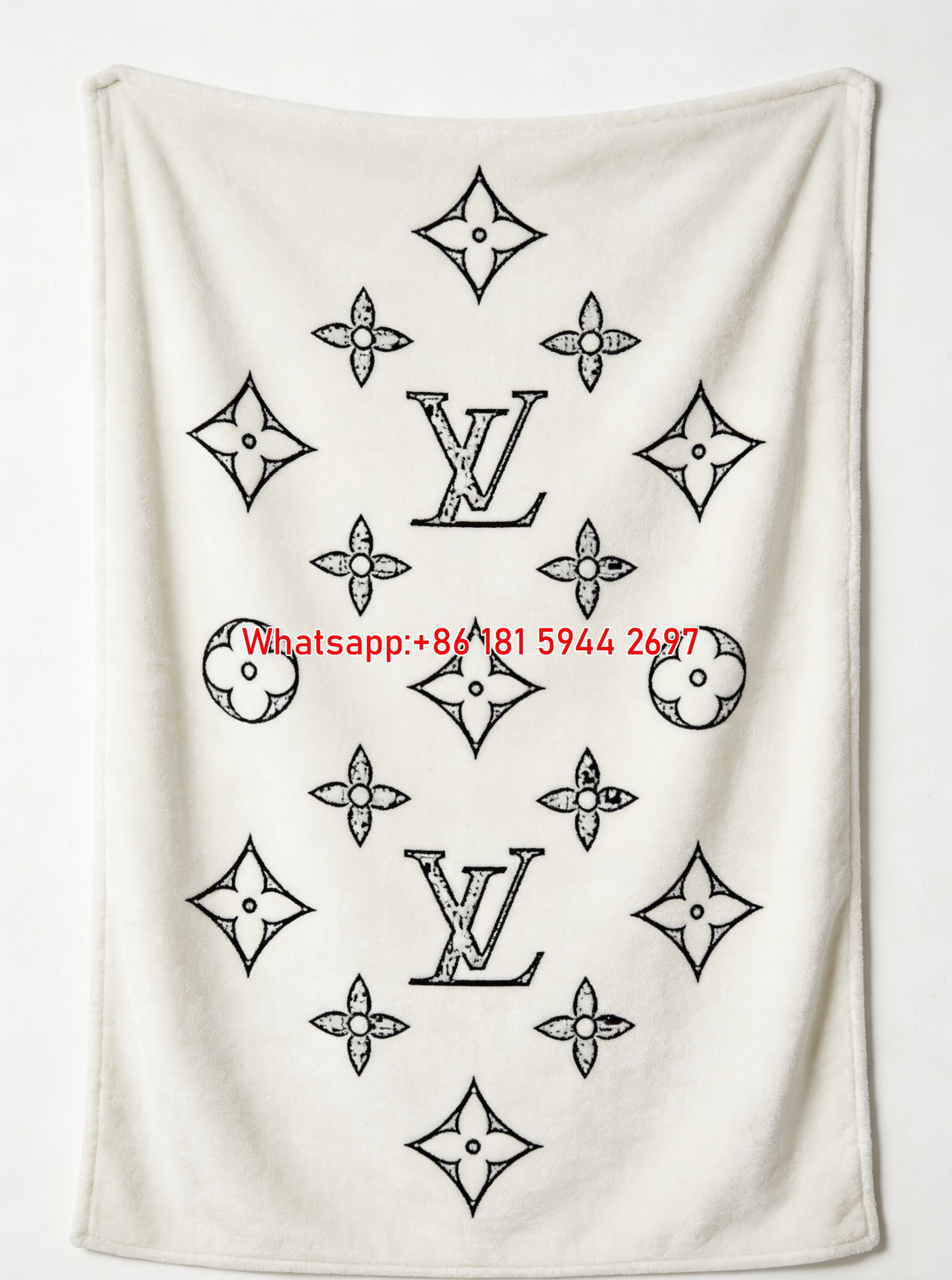 Minimalist LV Monogram Flannel Throw Blanket 334